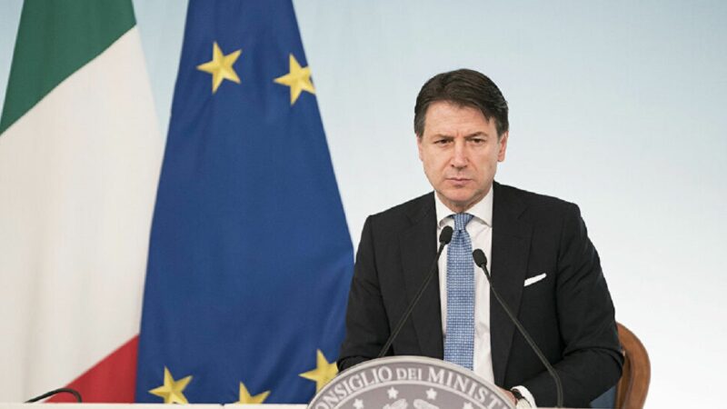 Decreto #CuraItalia, conferenza stampa di Conte